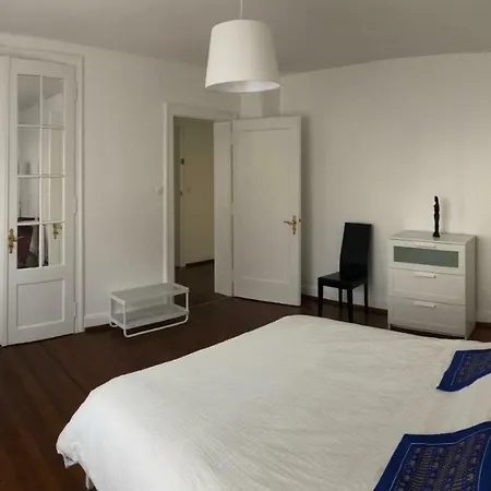 Grand 3 Pieces Stationnement Gratuit Dans La Rue Apartment *