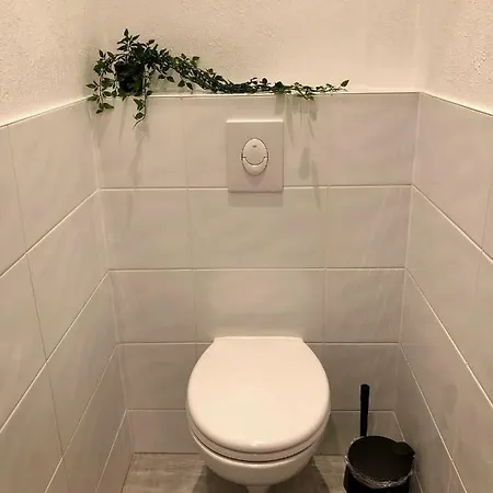Appartement Grand 3 Pieces Stationnement Gratuit Dans La Rue *