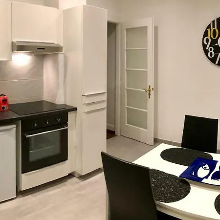 Grand 3 Pieces Stationnement Gratuit Dans La Rue * Strasbourg